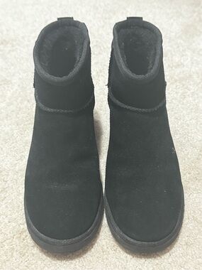 UGG Women's Black Short Suede Boot Slippers